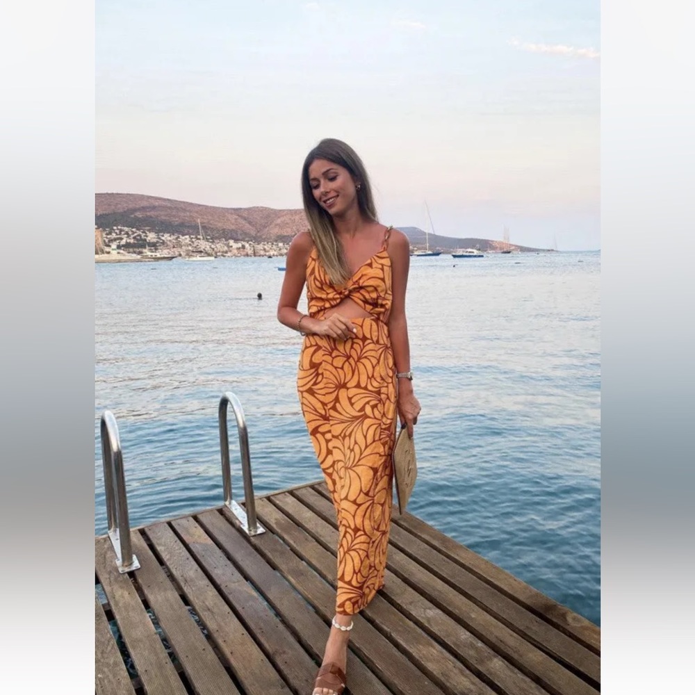 ZARA SS22 CHAIN STRAP PRINT MIDI DRESS REF 9878/097